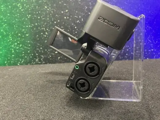 Store Special Product - Zoom - Q8 ZOOM